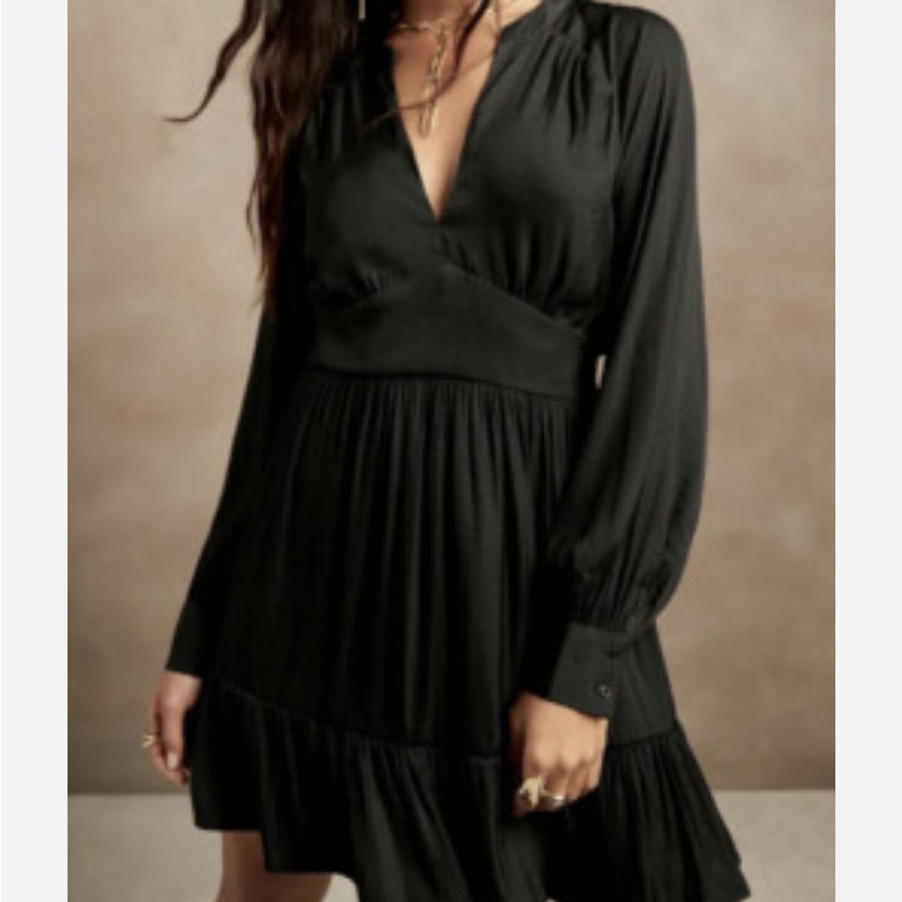 Banana Republic Black Long Sleeve Dress